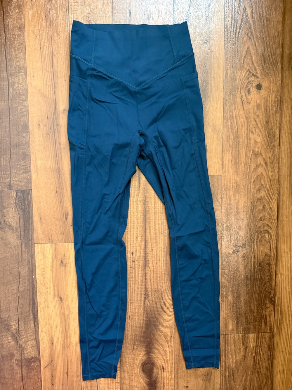 NWOT Halara UltraSculpt High Waisted Scrunch Butt Lifting Tummy Control Leggings - Picture 4 of 8